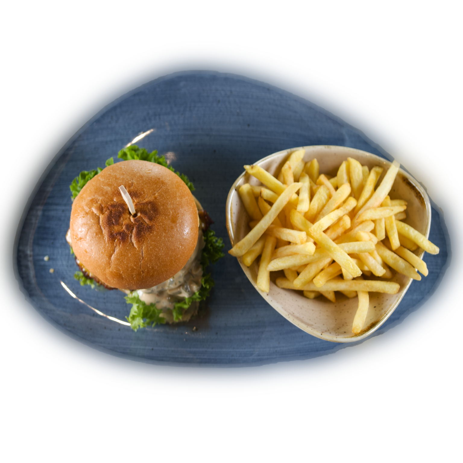 CHILIBURGER MIT POMMES - BAVARIANO Restaurant | Bowls, Salate &amp; Bavarian
